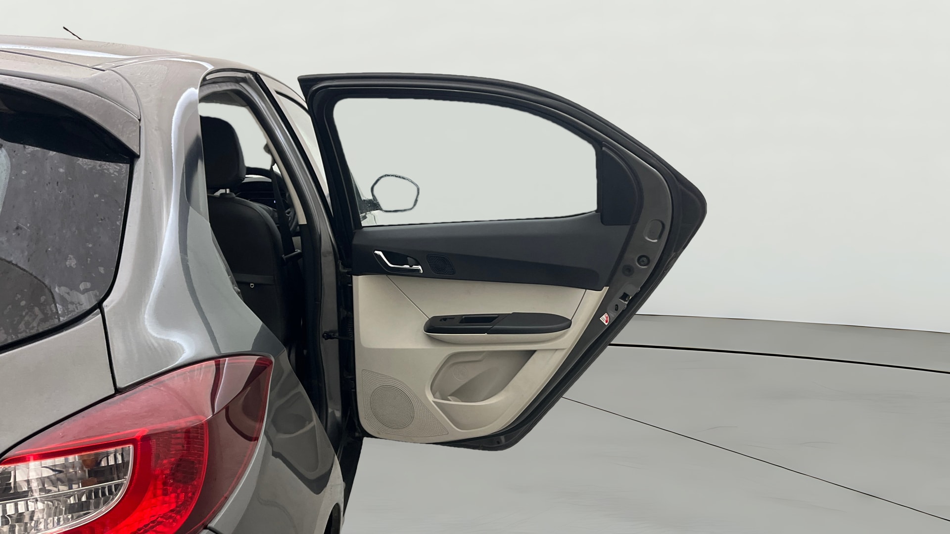 Used 2022 Tata Tiago Used 2022 Tata Tiago