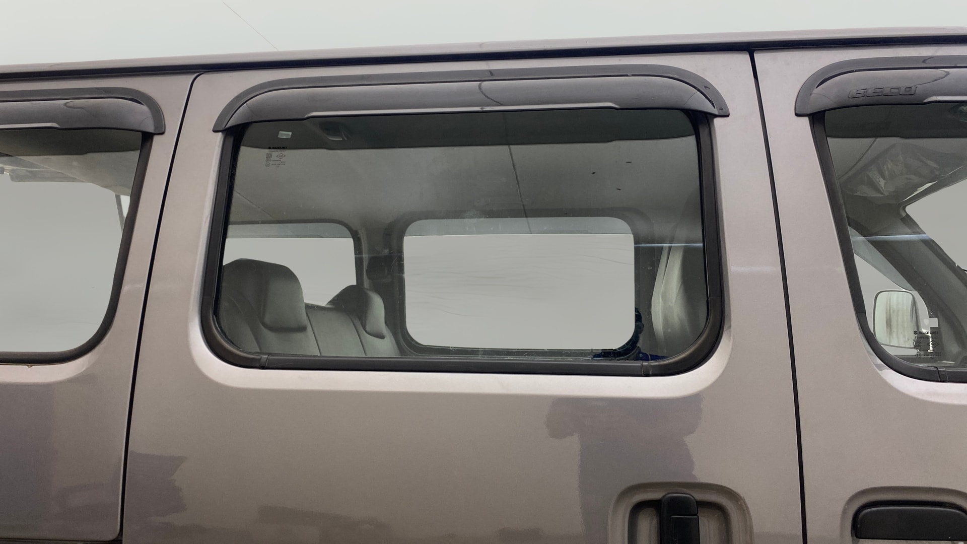 View 2023 Maruti Suzuki 1000 Base Variant Image 7 Used 2023 Maruti Suzuki 1000 Base Variant Image 7
