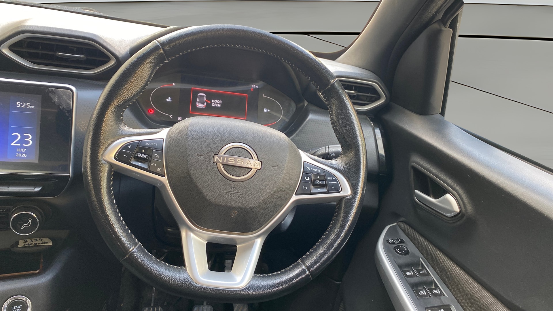 Used 2023 Nissan Magnite Used 2023 Nissan Magnite