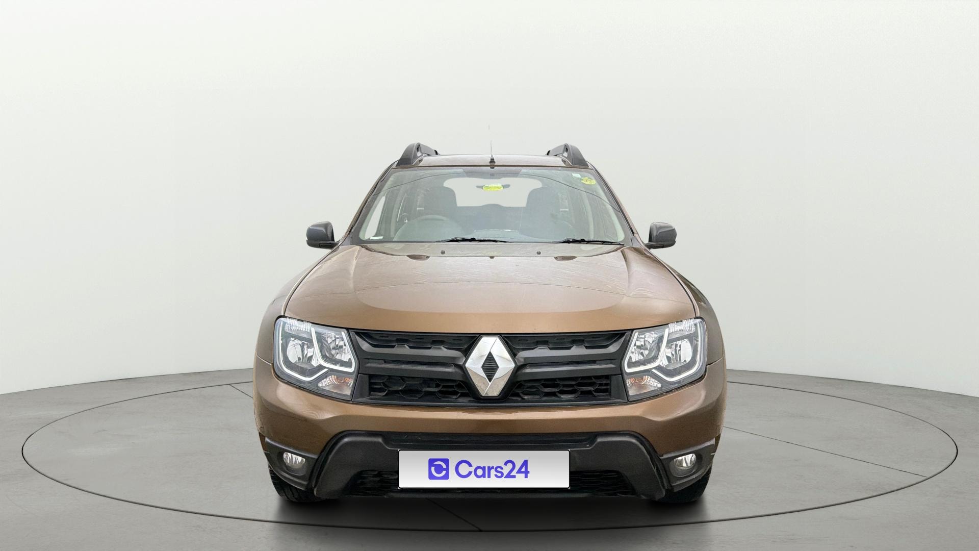 View 2018 Renault Duster Petrol RxS CVT Petrol Image 1 Used 2018 Renault Duster Petrol RxS CVT Petrol Image 1