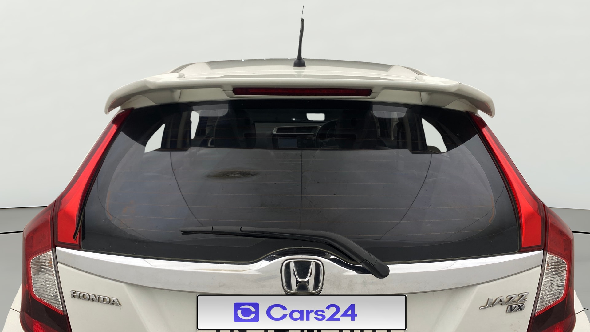 View 2017 Honda Jazz E MT Diesel Image 4 Used 2017 Honda Jazz E MT Diesel Image 4
