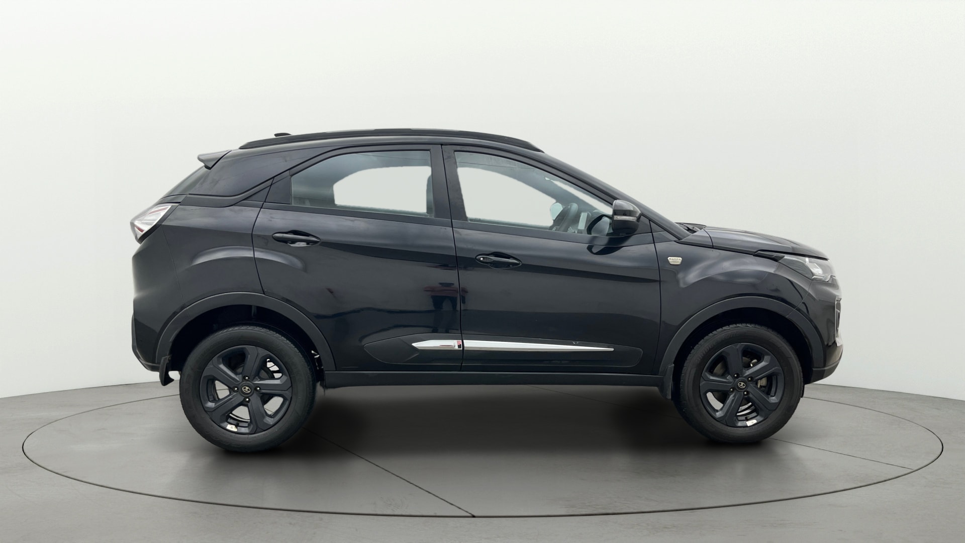 View 2022 Tata Nexon Revotron XE Image 28 Used 2022 Tata Nexon Revotron XE Image 28