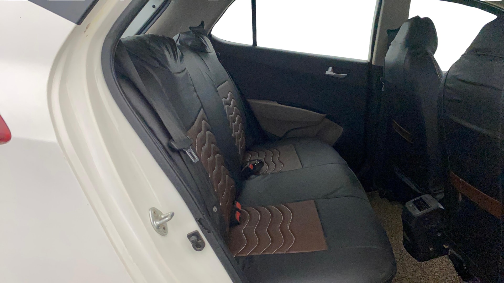 View 2019 Hyundai Grand i10 1.2 Asta Petrol Image 28 Used 2019 Hyundai Grand i10 1.2 Asta Petrol Image 28