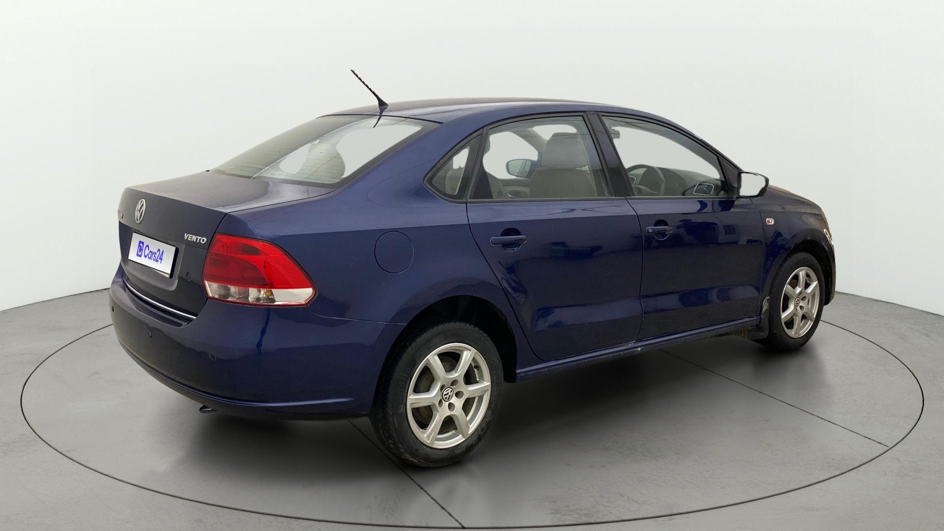 View 2013 Volkswagen Vento DSG Image 42 Used 2013 Volkswagen Vento DSG Image 42