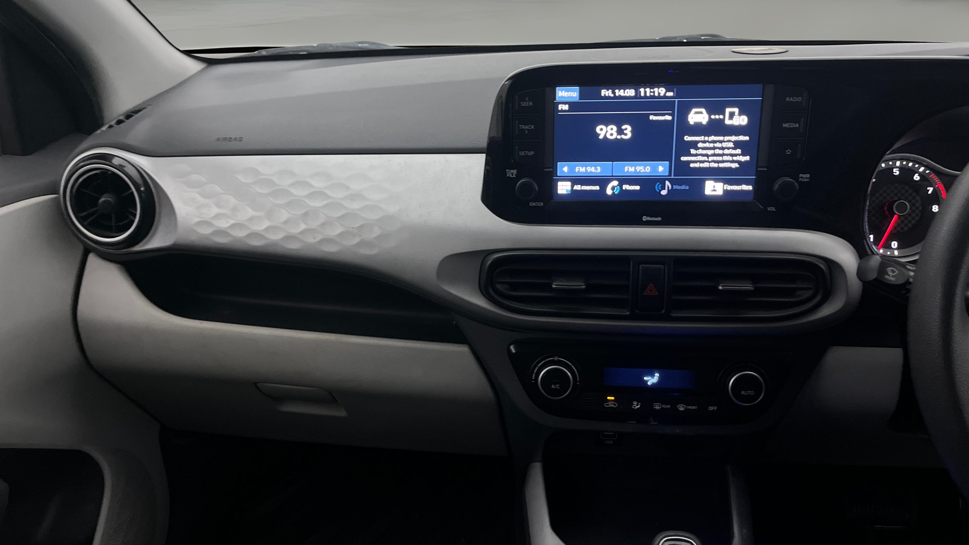 View 2021 Hyundai Grand i10 Nios Sportz Petrol AMT Image 17 Used 2021 Hyundai Grand i10 Nios Sportz Petrol AMT Image 17