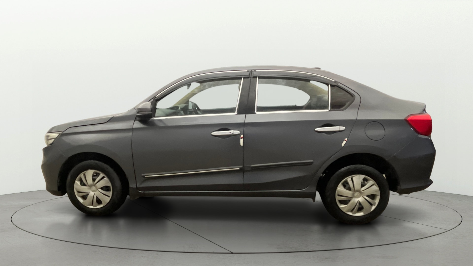View 2019 Honda Amaze E MT Petrol BS IV Image 5 Used 2019 Honda Amaze E MT Petrol BS IV Image 5