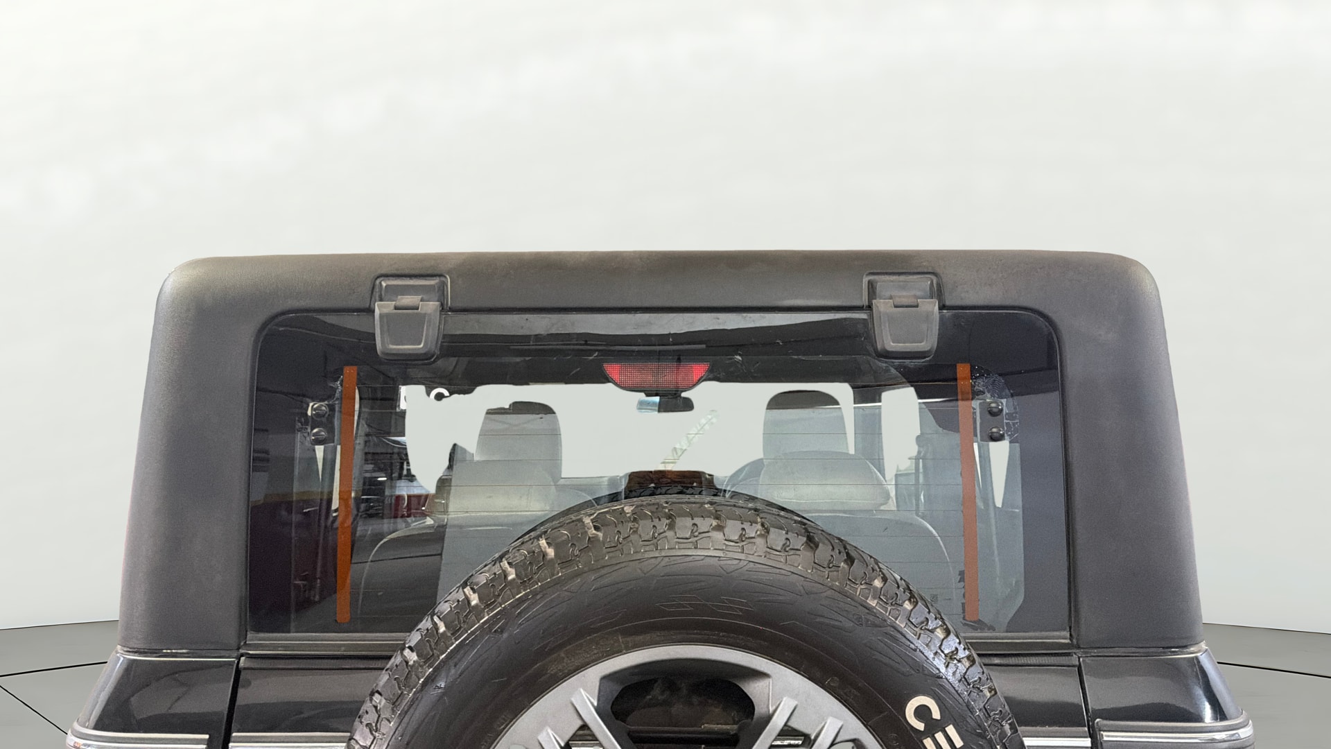 View 2021 Mahindra Thar AX Standard Manual Soft Top 6 Seater Image 4 Used 2021 Mahindra Thar AX Standard Manual Soft Top 6 Seater Image 4