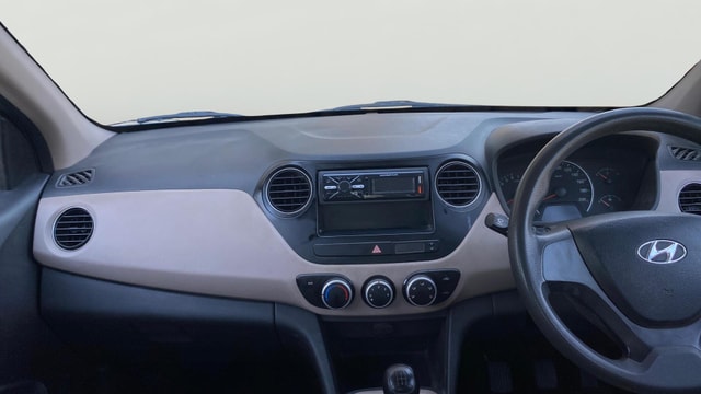 View Hyundai Grand i10 Image 18 Used Hyundai Grand i10 Image 18