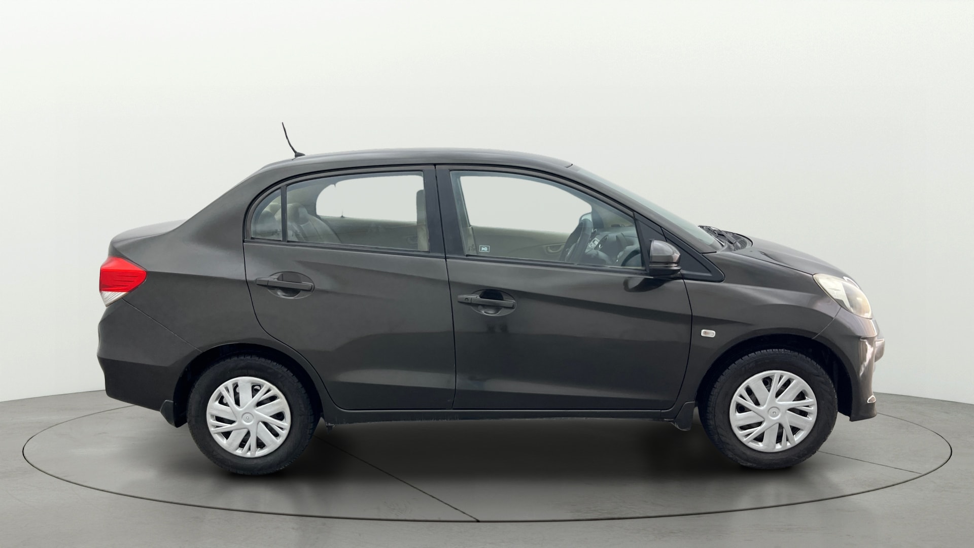 View 2015 Honda Amaze E MT Petrol BS IV Image 8 Used 2015 Honda Amaze E MT Petrol BS IV Image 8