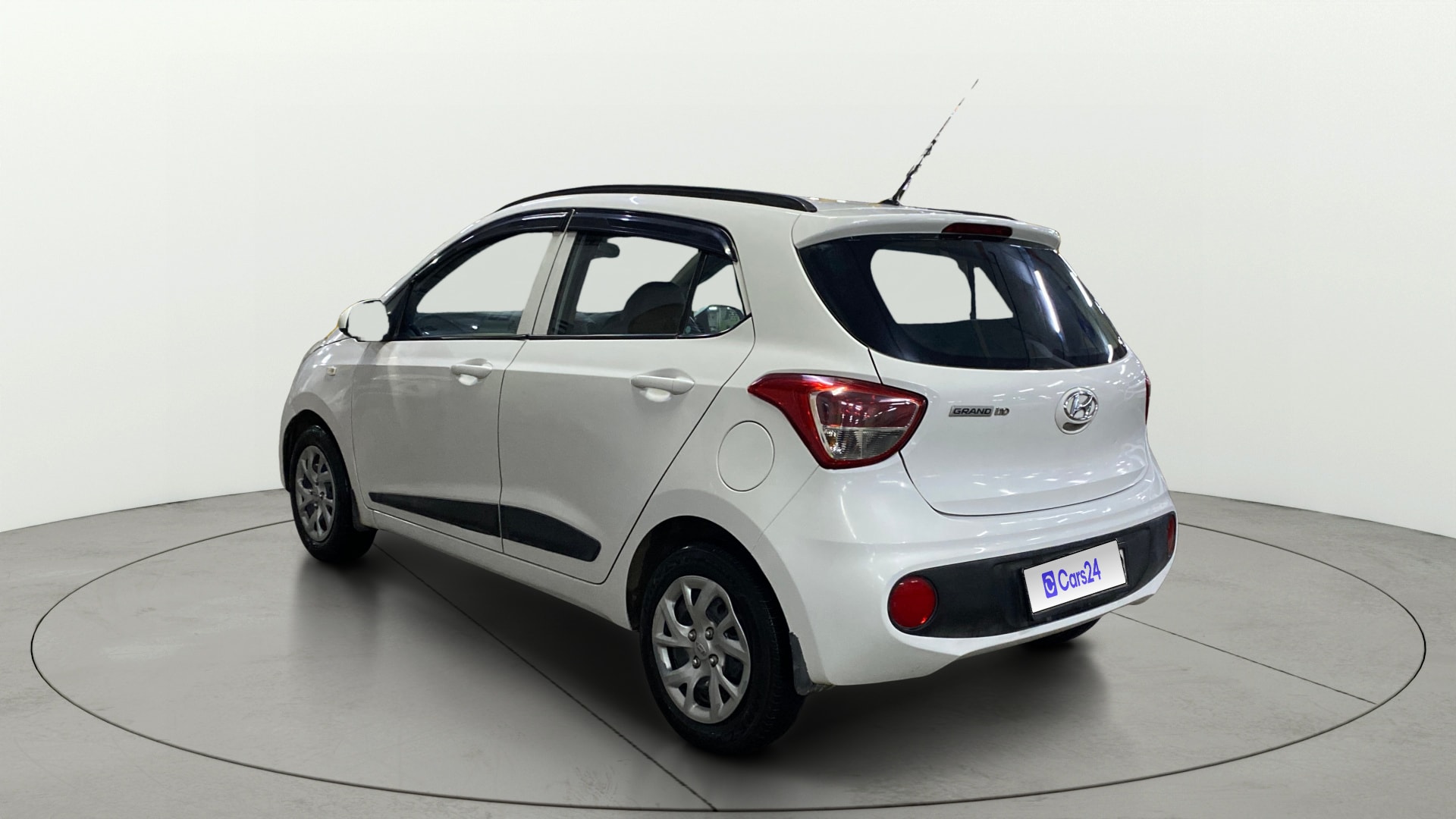 View 2019 Hyundai Grand i10 Magna 1.2 Kappa VTVT Image 2 Used 2019 Hyundai Grand i10 Magna 1.2 Kappa VTVT Image 2