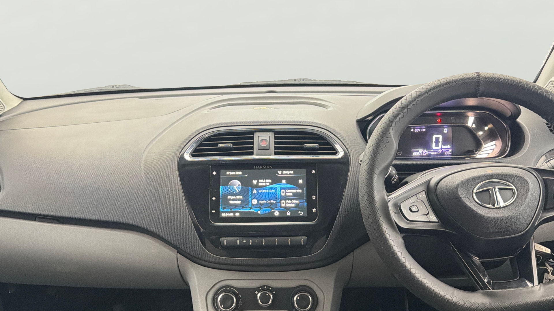 View 2021 Tata Tiago Revotorq XB Image 31 Used 2021 Tata Tiago Revotorq XB Image 31