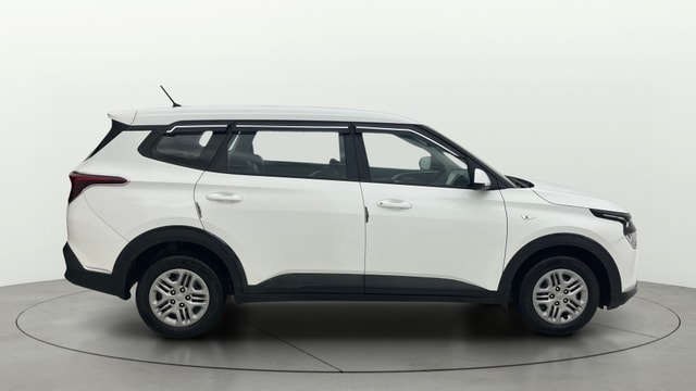 View Kia Carens Image 9 Used Kia Carens Image 9