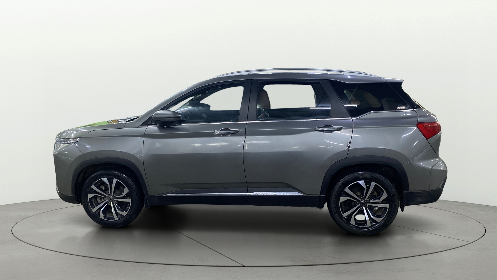 View 2024 MG Hector Plus Savvy Pro 7 Seater CVT Petrol Image 25 Used 2024 MG Hector Plus Savvy Pro 7 Seater CVT Petrol Image 25