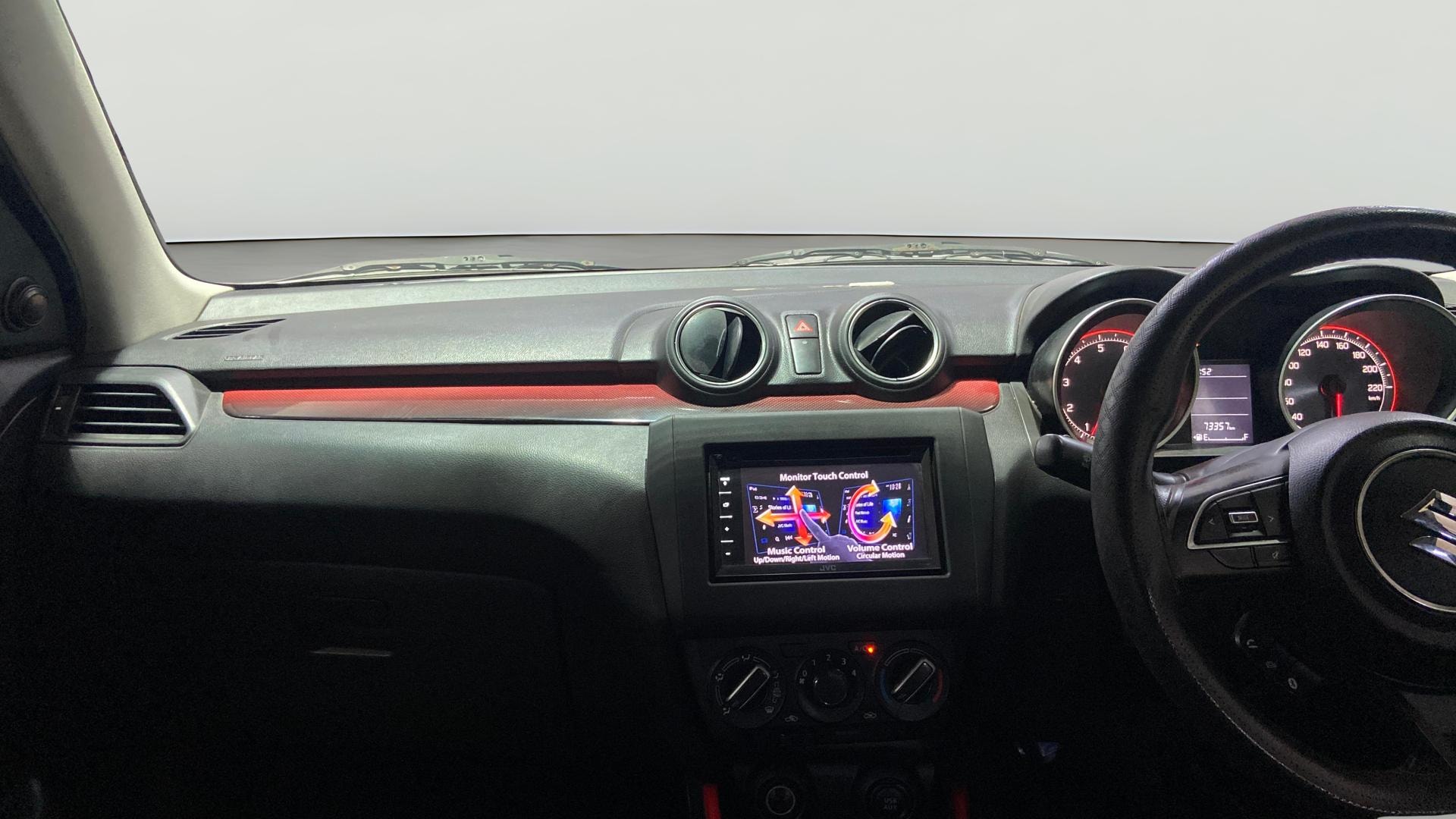 View 2018 Maruti Suzuki 1000 Base Variant Image 17 Used 2018 Maruti Suzuki 1000 Base Variant Image 17