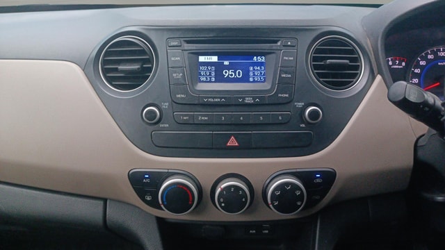 View Hyundai Grand i10 Image 32 Used Hyundai Grand i10 Image 32