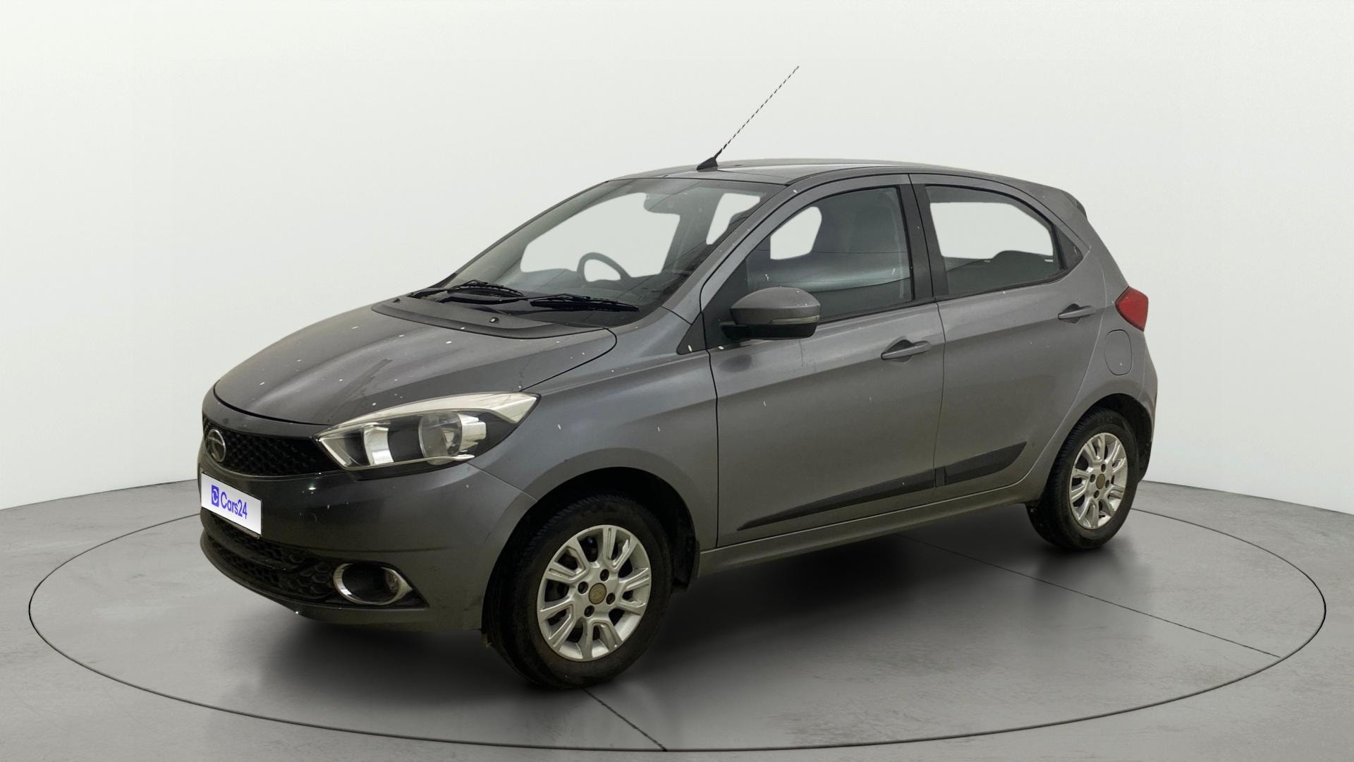 View 2018 Tata Tiago Revotorq XB Image 35 Used 2018 Tata Tiago Revotorq XB Image 35
