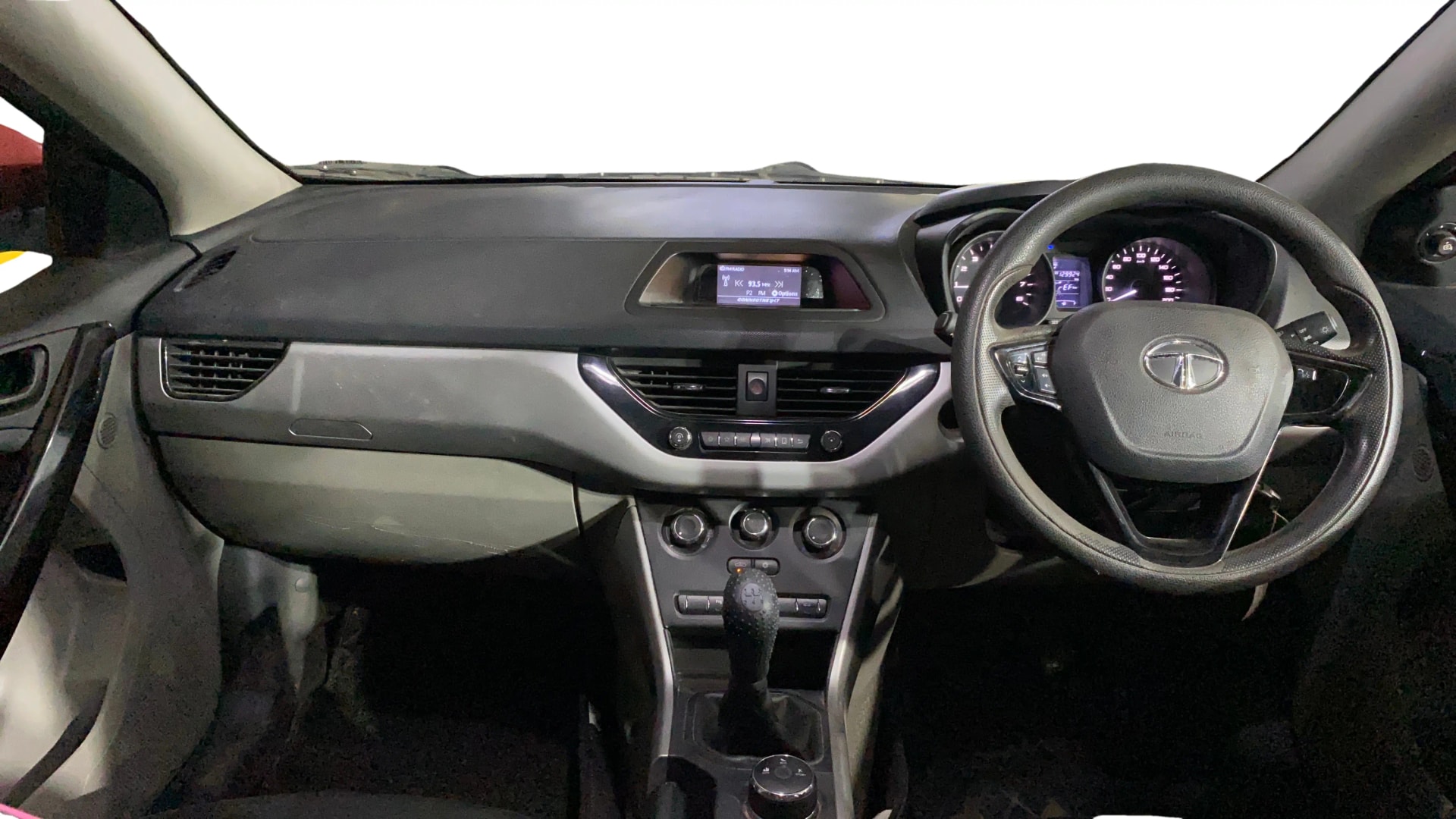 View 2018 Tata Nexon Revotron XM Image 15 Used 2018 Tata Nexon Revotron XM Image 15
