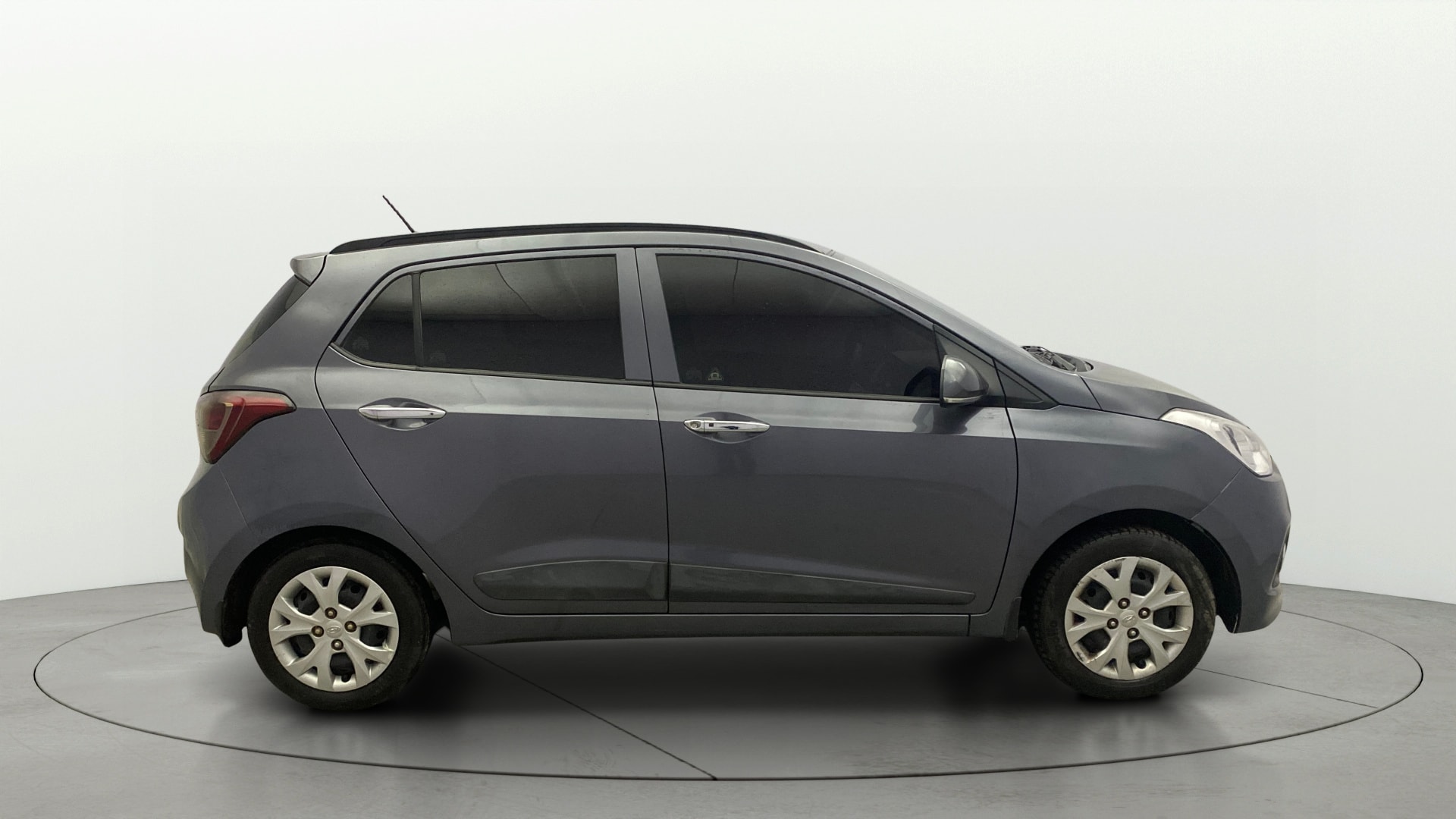 View 2014 Hyundai Grand i10 Sportz 1.2 Kappa Image 8 Used 2014 Hyundai Grand i10 Sportz 1.2 Kappa Image 8