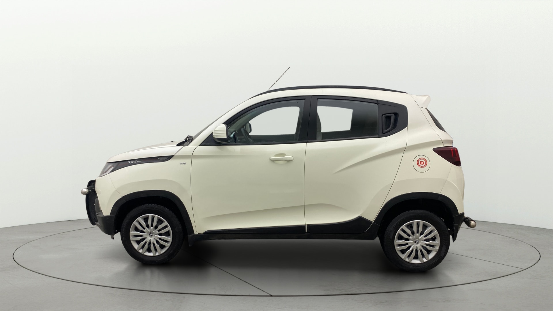 Used 2016 Mahindra KUV100 Used 2016 Mahindra KUV100