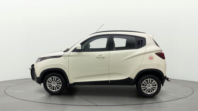 View Mahindra KUV100 Image 5 Used Mahindra KUV100 Image 5