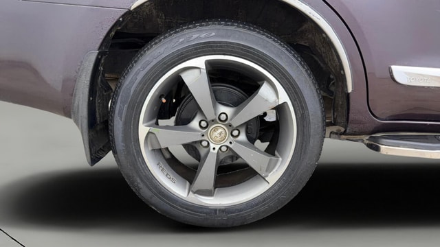 View Toyota Innova Crysta Image 35 Used Toyota Innova Crysta Image 35
