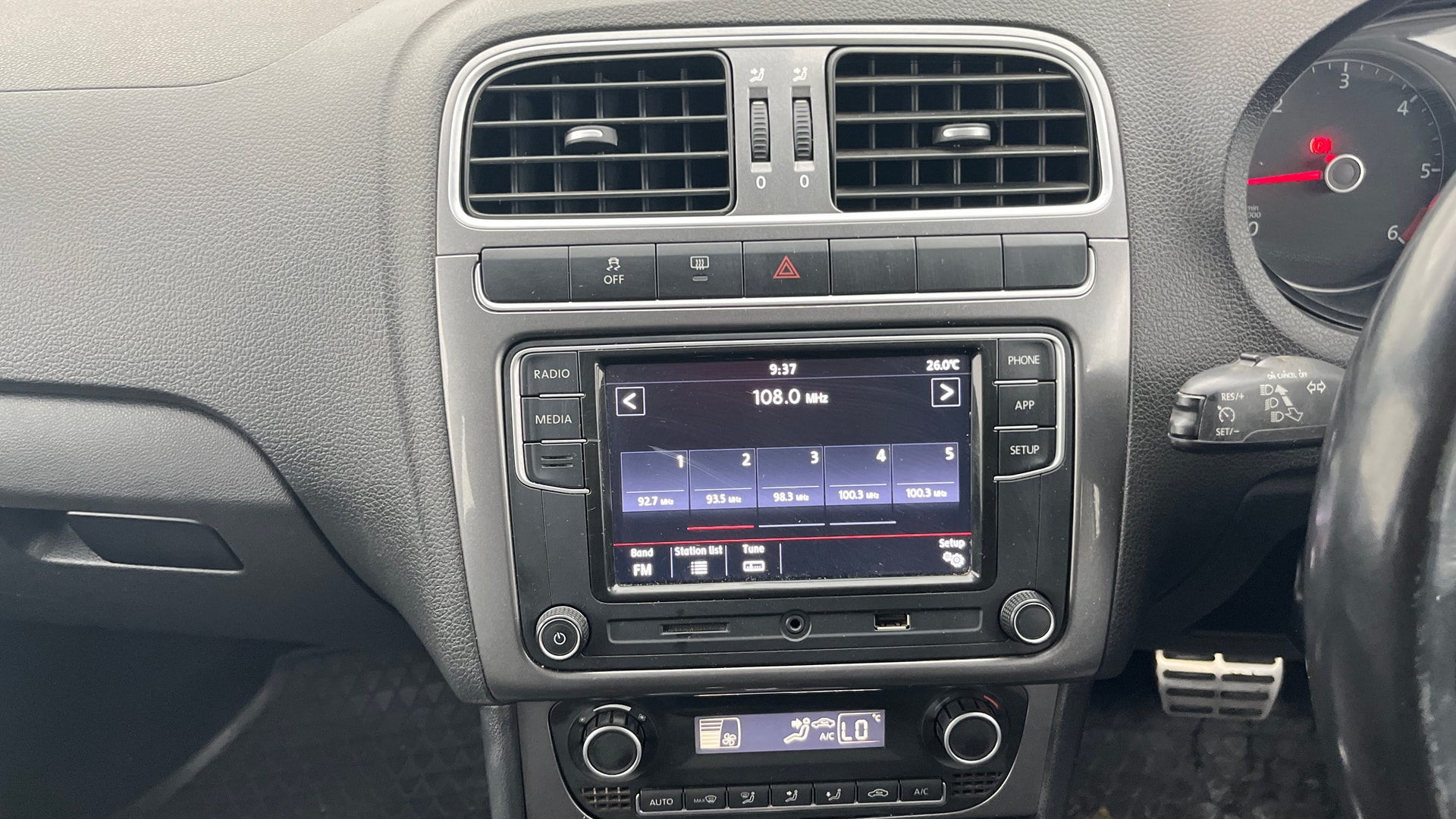 View 2019 Volkswagen Ameo 1.2L MPI Petrol Comfortline Image 18 Used 2019 Volkswagen Ameo 1.2L MPI Petrol Comfortline Image 18