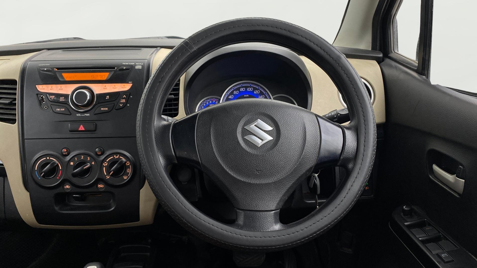 View 2017 Maruti Suzuki 1000 Base Variant Image 20 Used 2017 Maruti Suzuki 1000 Base Variant Image 20