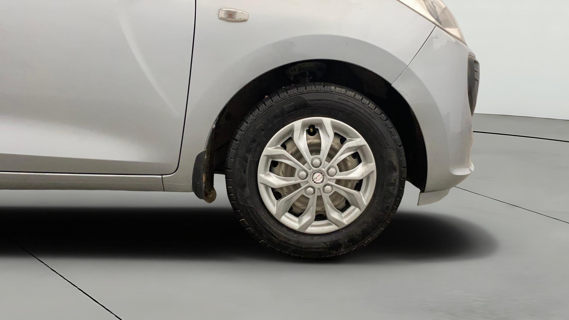 View 2019 Hyundai New Santro D-Lite Petrol Image 40 Used 2019 Hyundai New Santro D-Lite Petrol Image 40