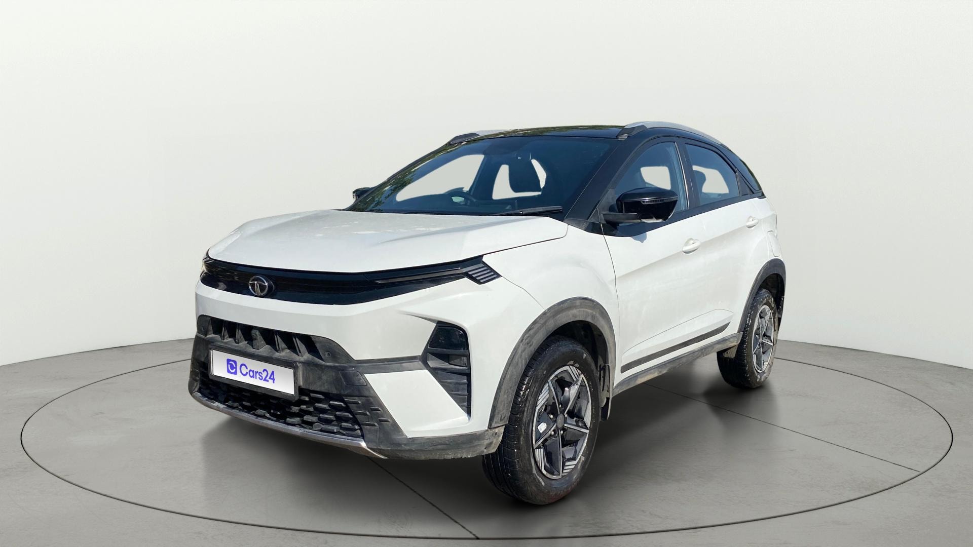 View 2024 Tata Nexon Revotron XE Image 36 Used 2024 Tata Nexon Revotron XE Image 36