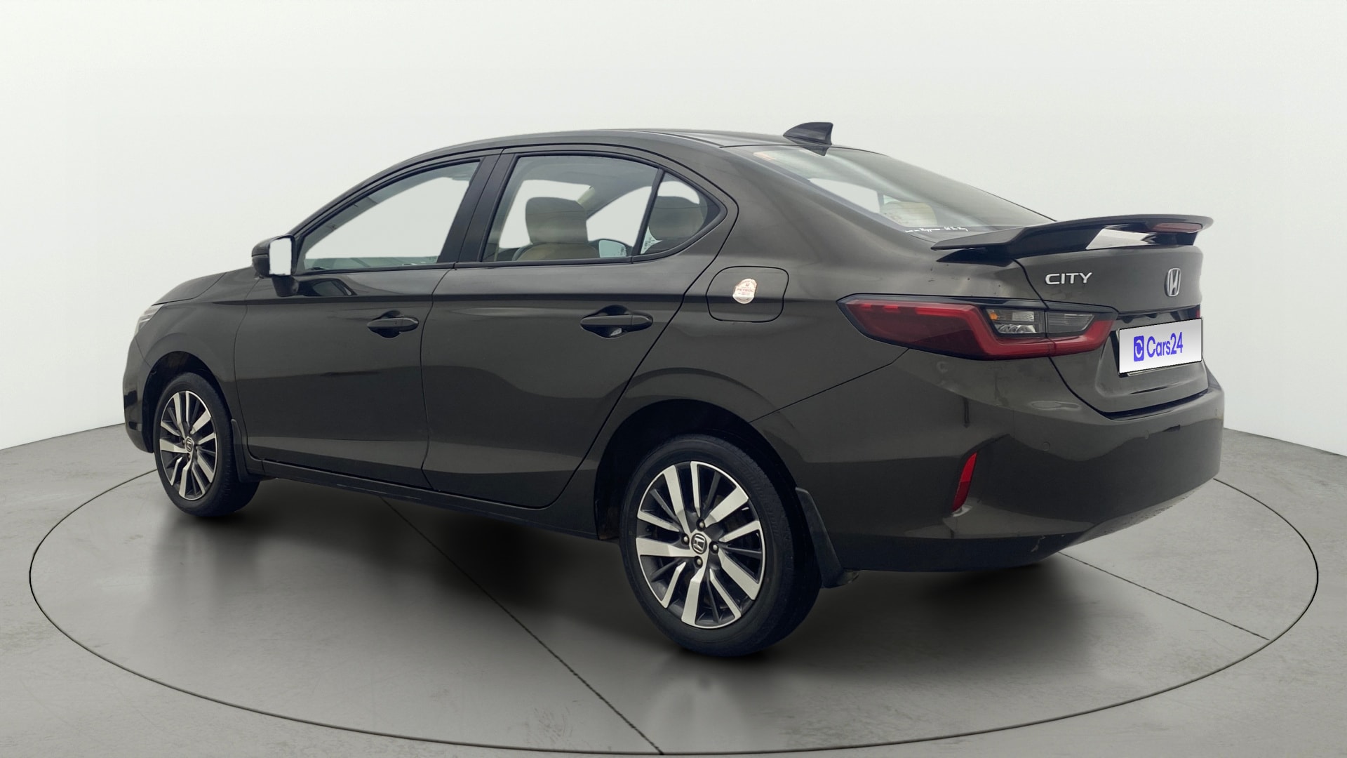 View 2021 Honda City ZX MT Diesel Anniversary Edition Image 2 Used 2021 Honda City ZX MT Diesel Anniversary Edition Image 2