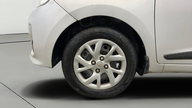 View Hyundai Grand i10 Image 32 Used Hyundai Grand i10 Image 32