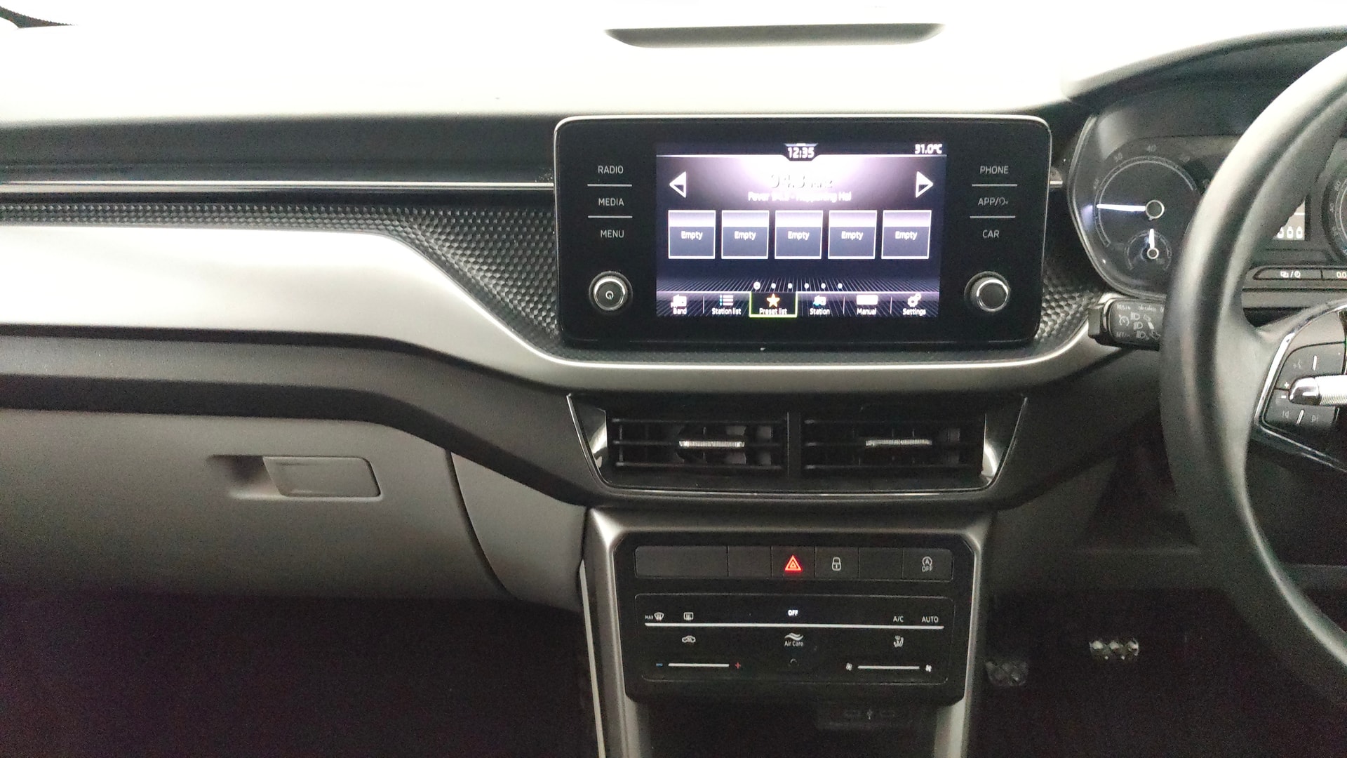 Used 2023 Skoda Kushaq Used 2023 Skoda Kushaq
