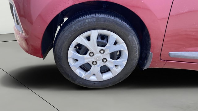 View Hyundai Grand i10 Image 27 Used Hyundai Grand i10 Image 27