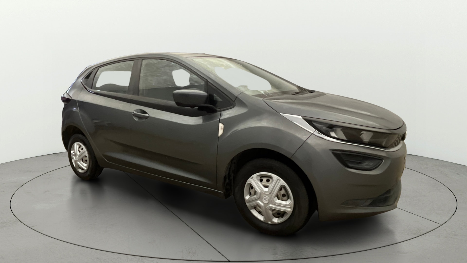 View 2022 Tata Altroz XE Petrol Image 13 Used 2022 Tata Altroz XE Petrol Image 13