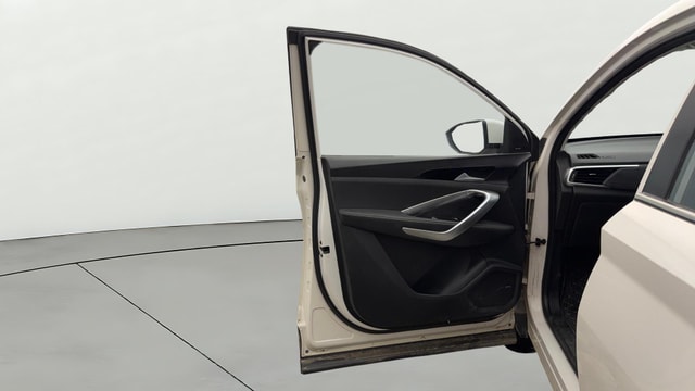 View MG Hector Image 33 Used MG Hector Image 33