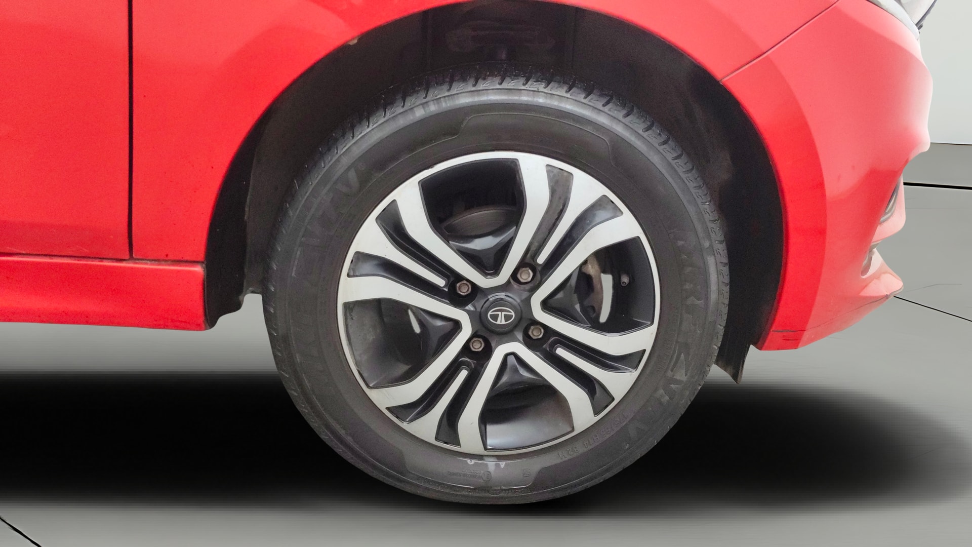 Used 2024 Tata Tiago Used 2024 Tata Tiago