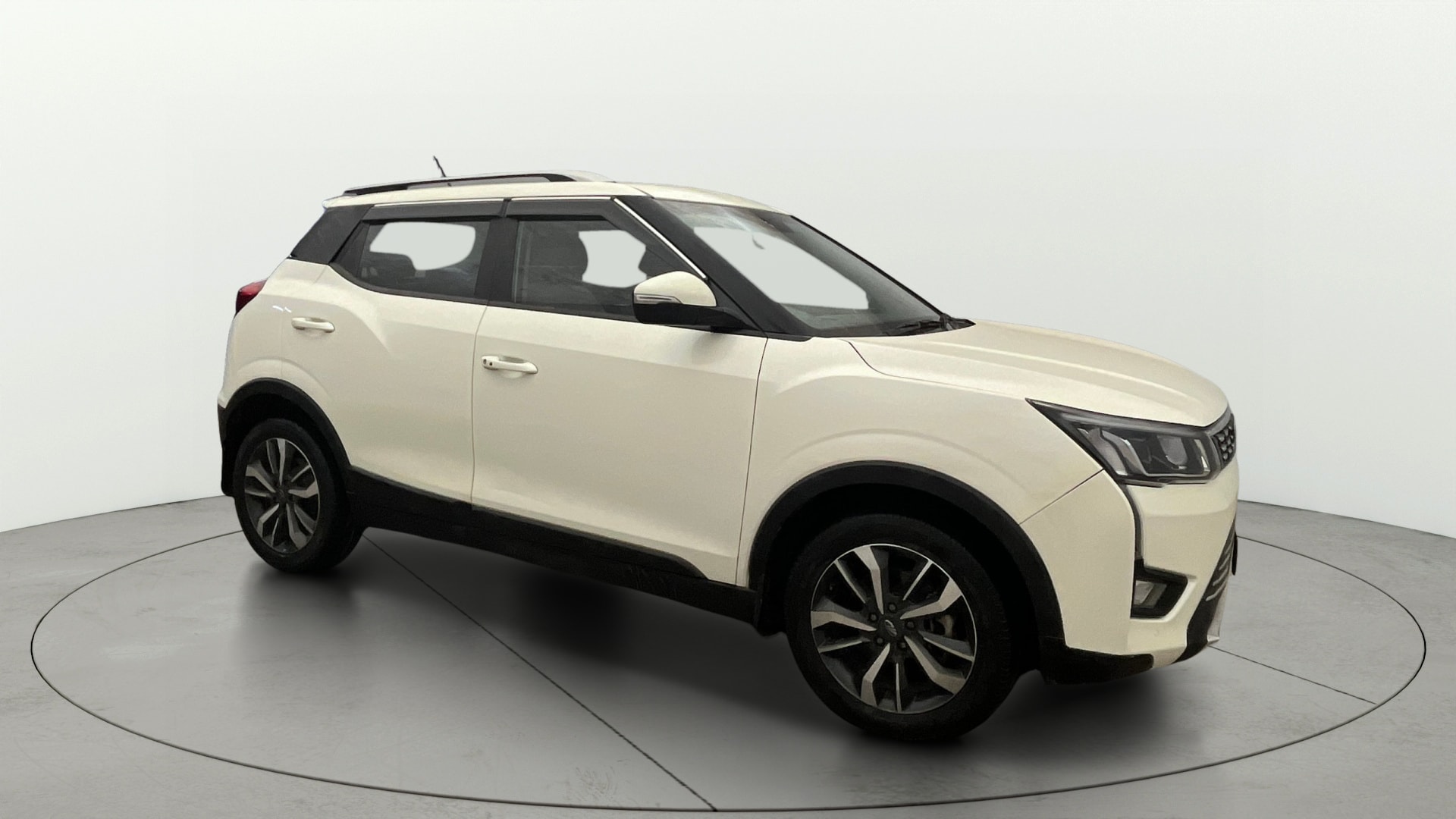 Used 2019 Mahindra XUV300 Used 2019 Mahindra XUV300