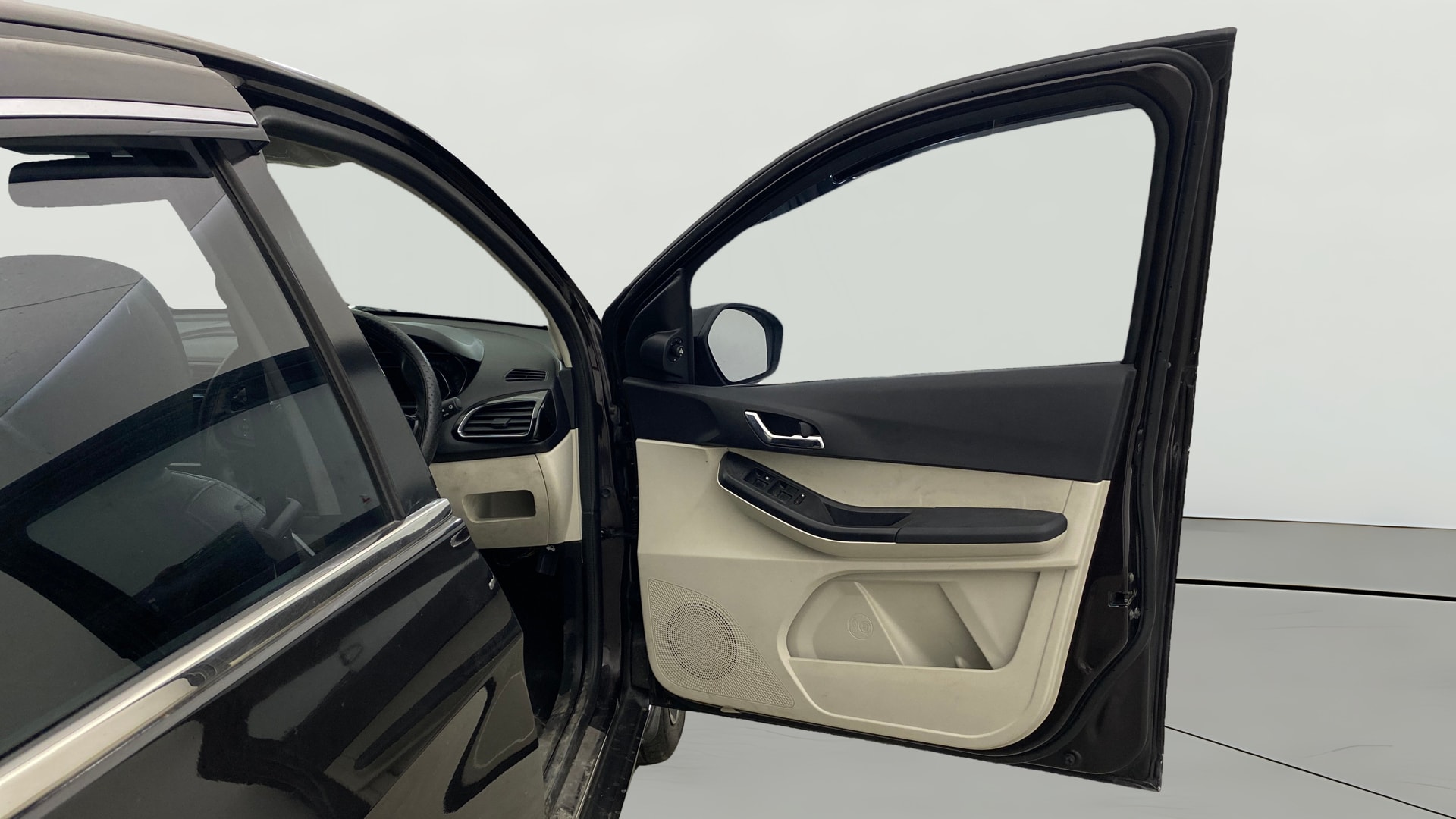Used 2022 Tata Tiago Used 2022 Tata Tiago