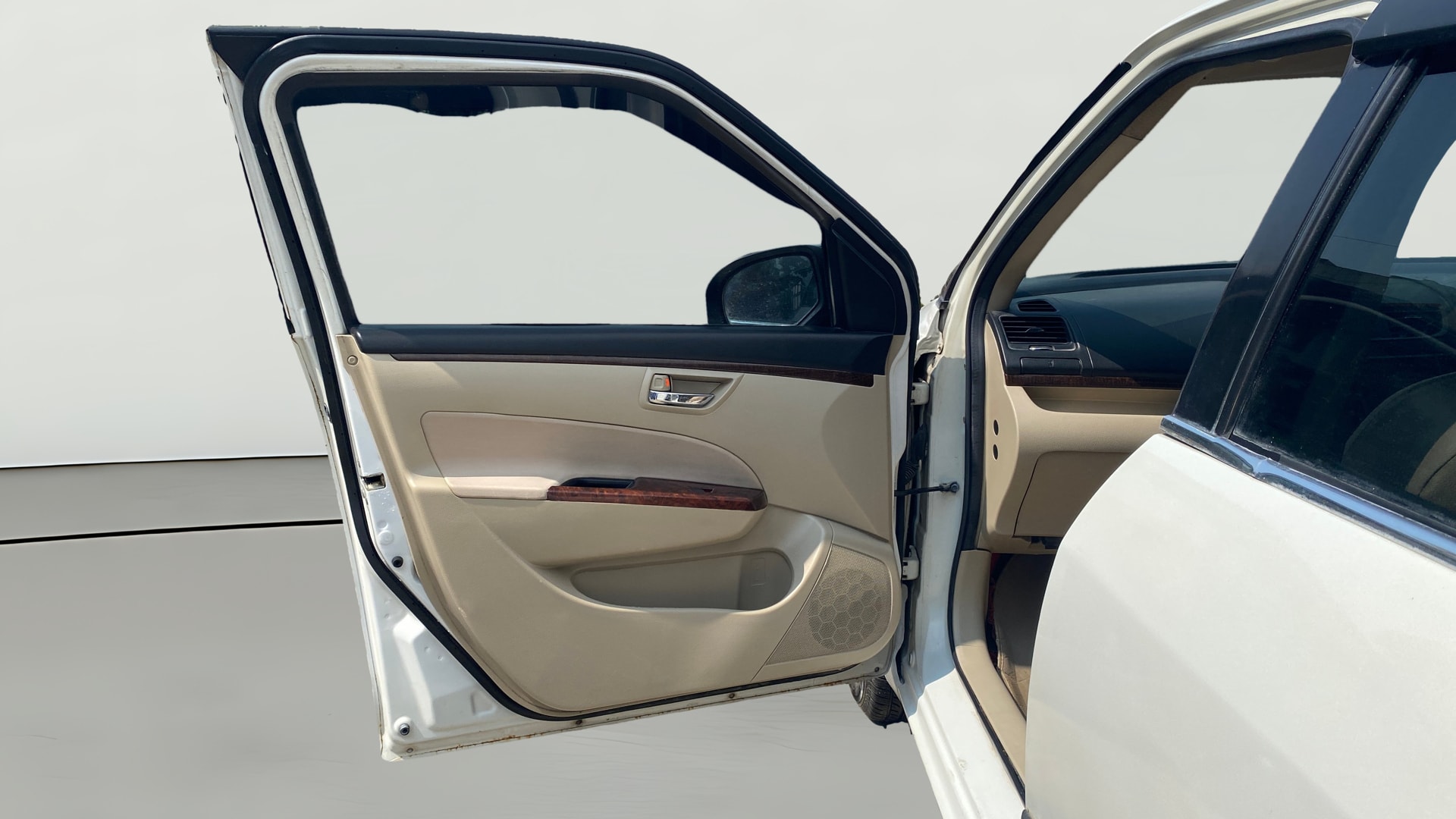 View 2014 Maruti Suzuki 1000 Base Variant Image 30 Used 2014 Maruti Suzuki 1000 Base Variant Image 30