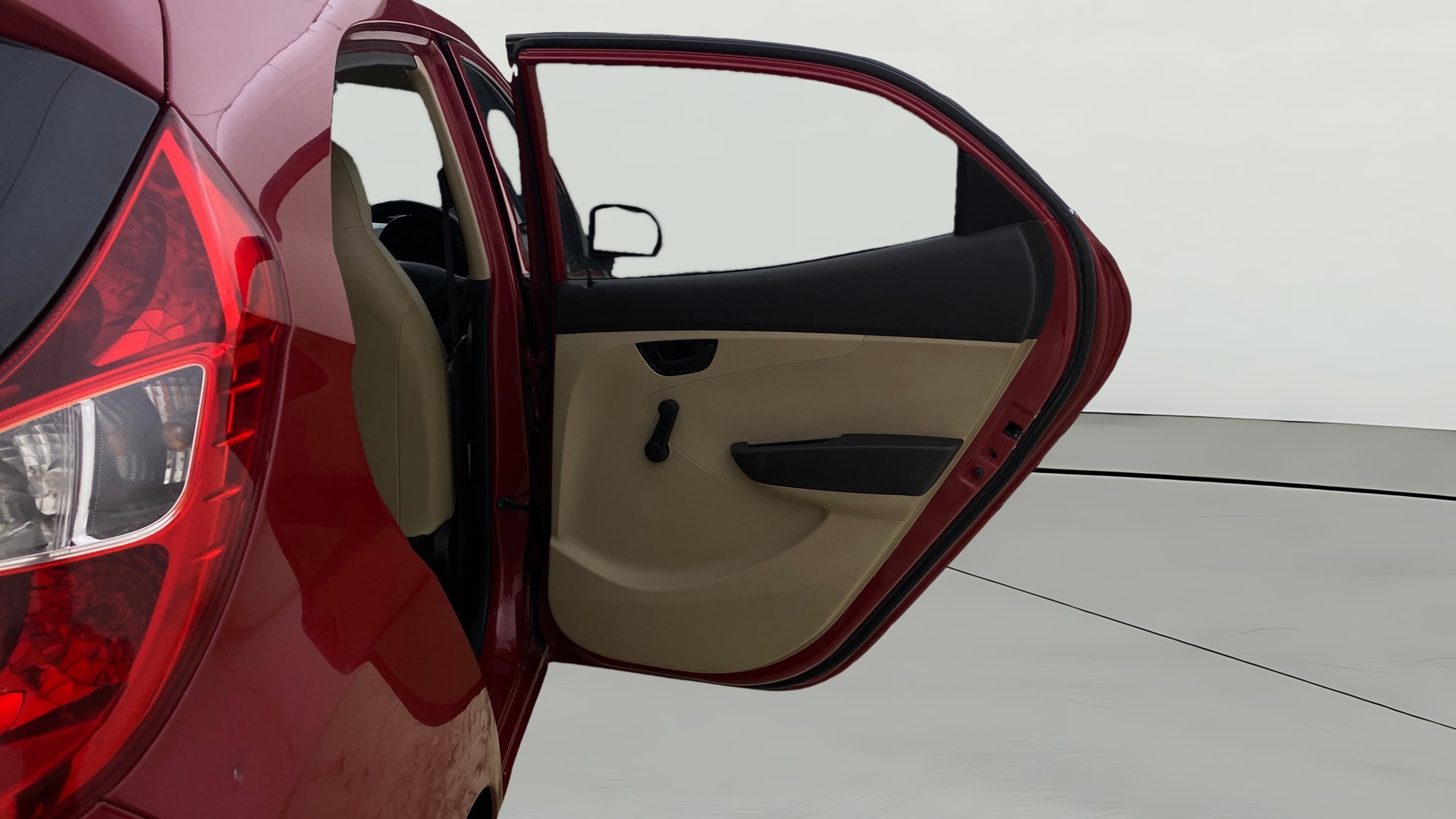 View 2017 Hyundai EON Era Plus Image 7 Used 2017 Hyundai EON Era Plus Image 7