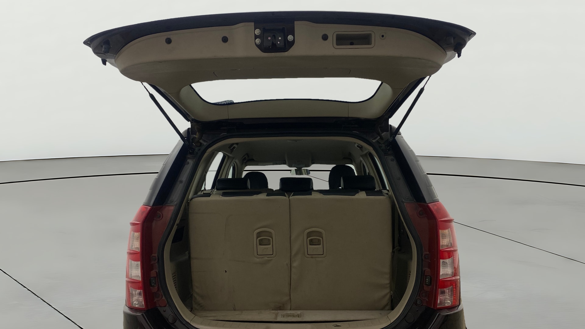 Used 2016 Mahindra XUV500 Used 2016 Mahindra XUV500