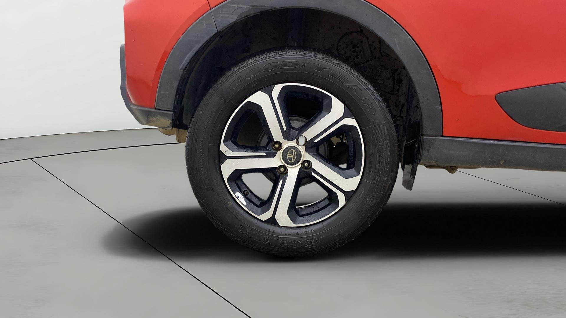 View 2024 Tata Nexon Revotron XE Image 34 Used 2024 Tata Nexon Revotron XE Image 34
