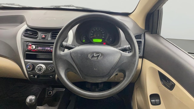 View Hyundai EON Image 20 Used Hyundai EON Image 20