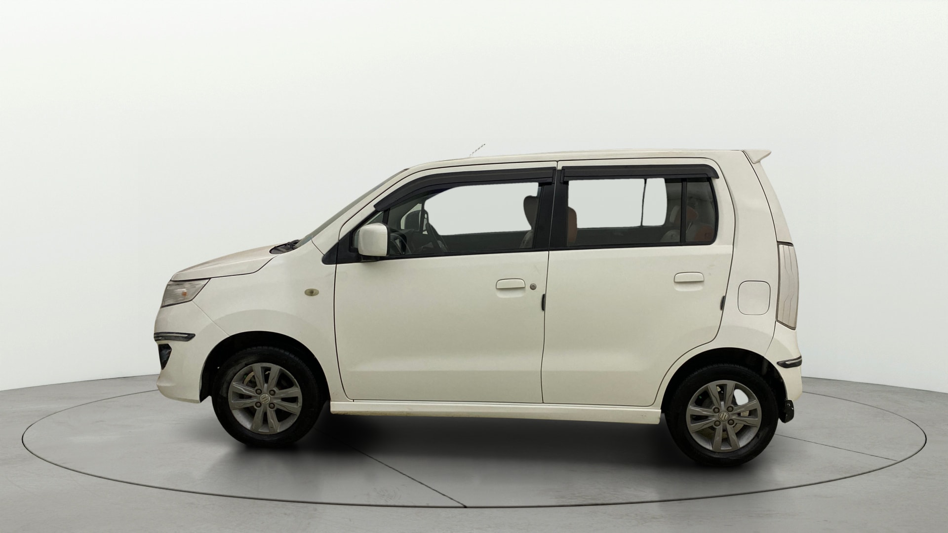 Used 2014 Maruti Suzuki Stingray Used 2014 Maruti Suzuki Stingray