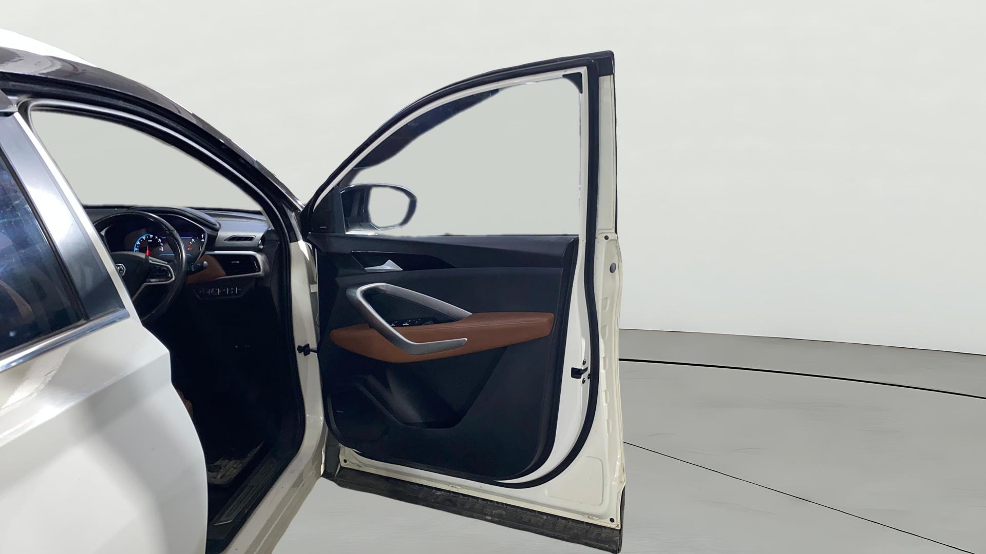 View 2021 MG Hector Plus Sharp Turbo 6 Seater Diesel Image 49 Used 2021 MG Hector Plus Sharp Turbo 6 Seater Diesel Image 49