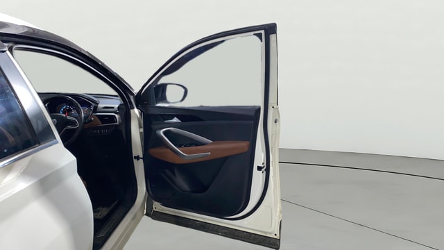 View MG Hector Plus Image 49 Used MG Hector Plus Image 49