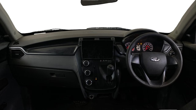 View Mahindra KUV100 Image 15 Used Mahindra KUV100 Image 15