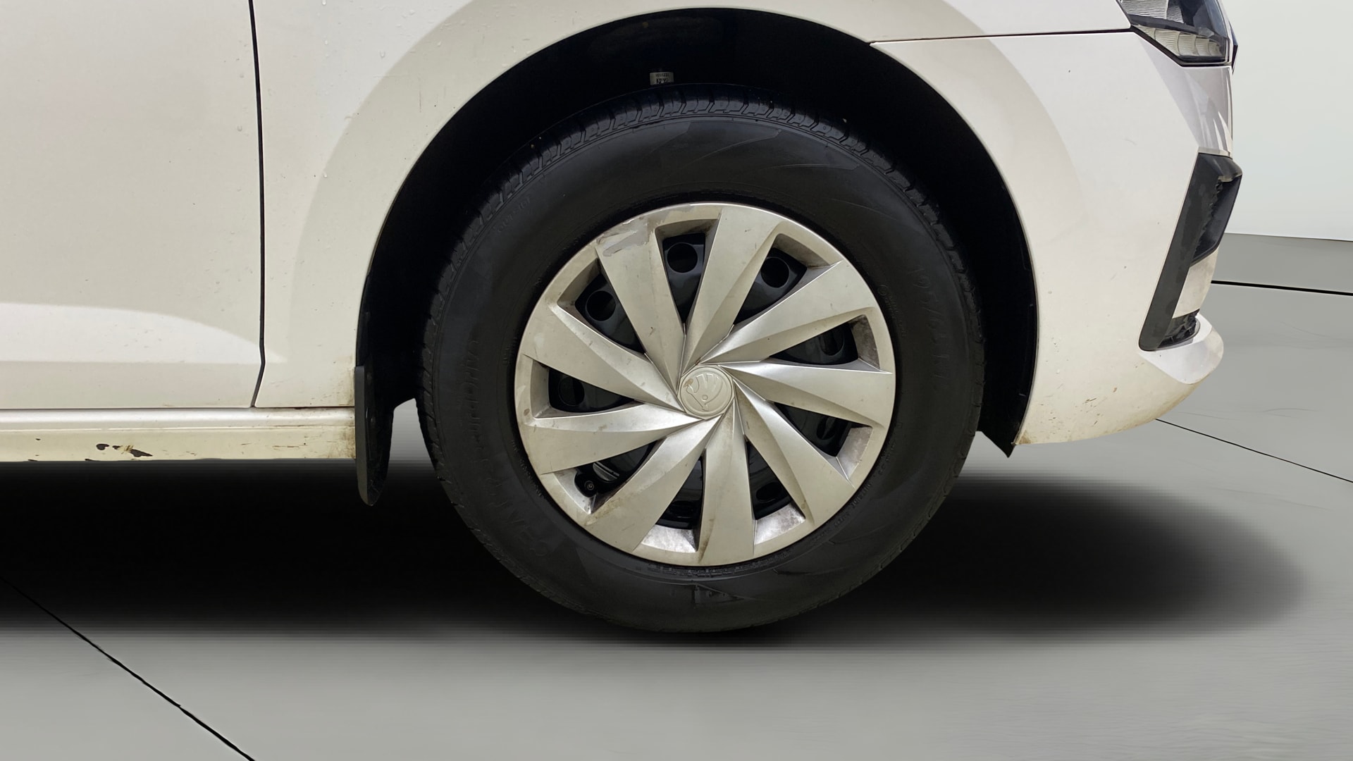 View 2025 Skoda Slavia Active 1.0 TSI MT Image 39 Used 2025 Skoda Slavia Active 1.0 TSI MT Image 39