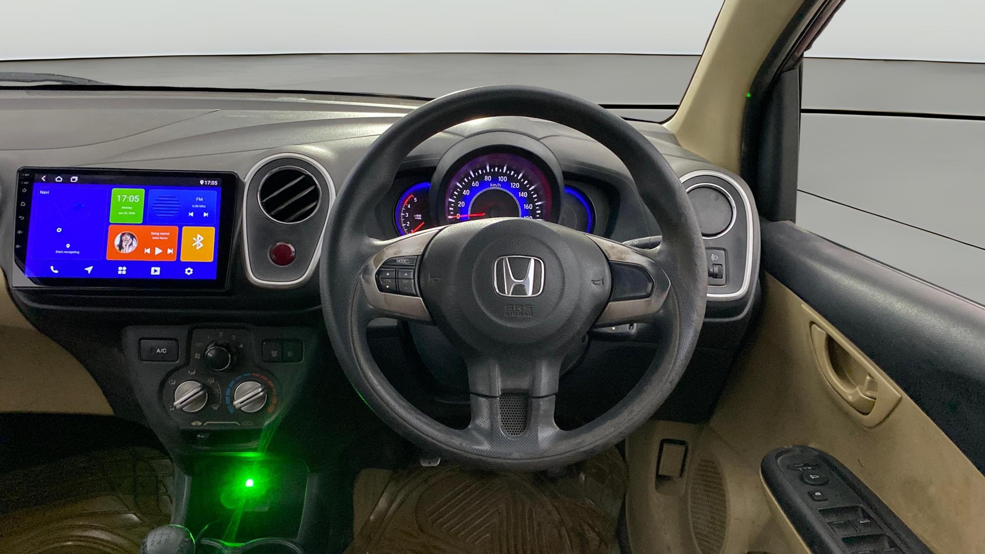 View 2015 Honda Mobilio E Diesel Image 21 Used 2015 Honda Mobilio E Diesel Image 21
