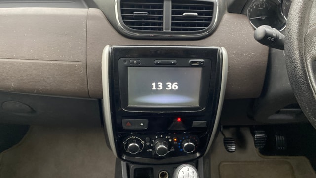 View Nissan Terrano Image 17 Used Nissan Terrano Image 17